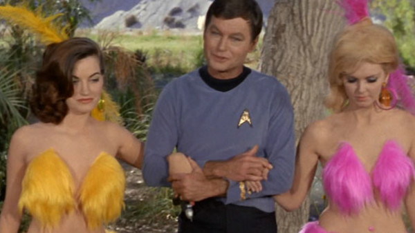 10 Sexist Moments That Make It Hard To Watch Star Trek