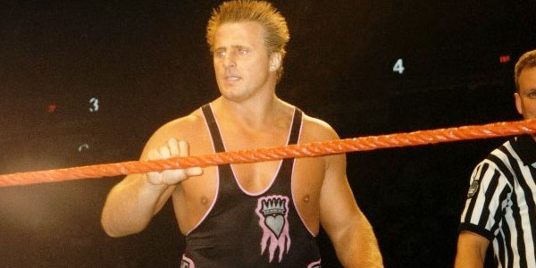 http://commons.wikimedia.org/wiki/File:Owen_Hart_1997.jpg