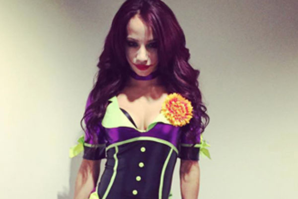 sasha-banks-joker-600x400.jpg