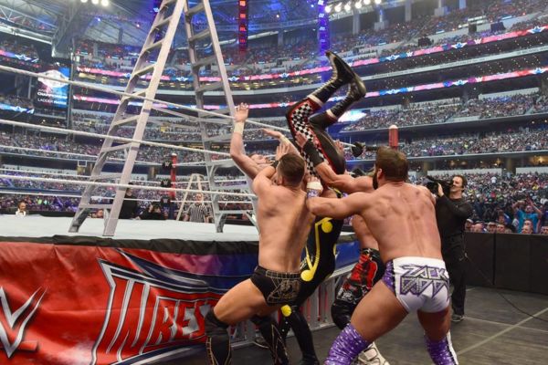 Sami Zayn ladder dive wrestlemania