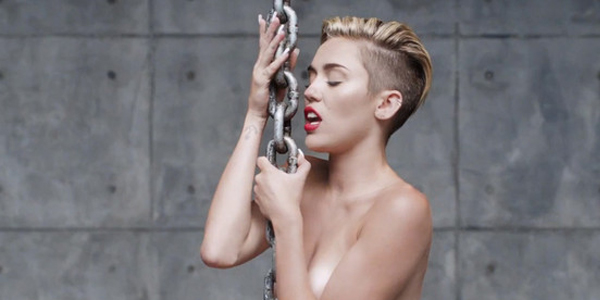 Miley Cyrus Wrecking Ball