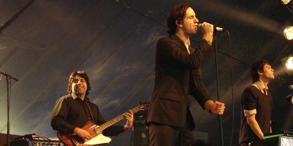 10 Astounding Albums By Landfill Indie Bands Of The 00s