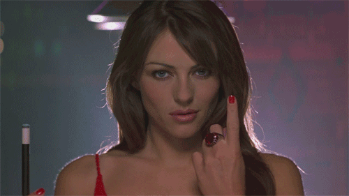 elizabeth hurley helena gif by the royals on e! - 动态图库网