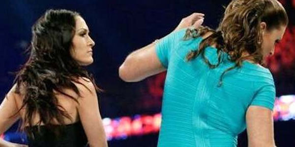 15 Embarrassing Stephanie McMahon Moments - Page 10.