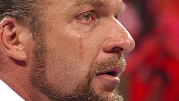 triple-h-crying-600x338.jpg