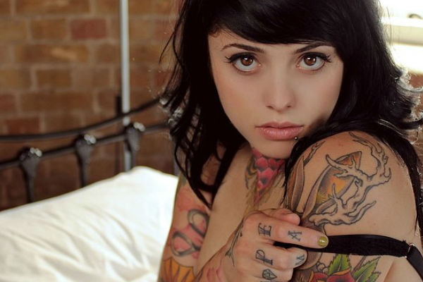 Chubby Latina Suicide Girl Sex - 33 Most Beautiful Suicide Girls Of All Time