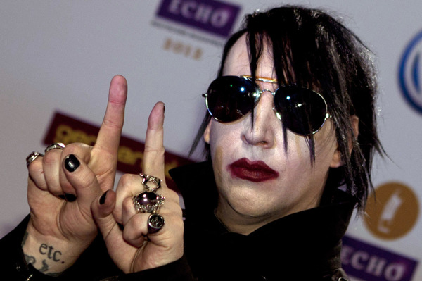 15 Insanely Weird Moments That Made You Love Marilyn Manson