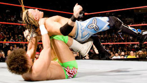 WWE RAW 309 desde LONDRES, INGLATERRA  Carlito-backstabber-600x338