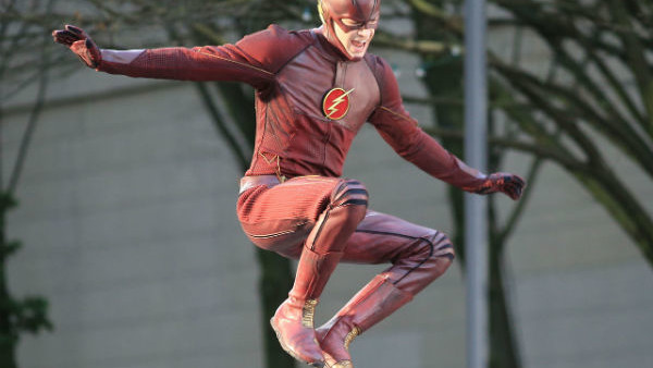 The Flash 28 Great Behind The Scenes Shots You Must See