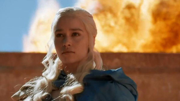Game Of Thrones 8 Outrageous Fan Theories About Daenerys