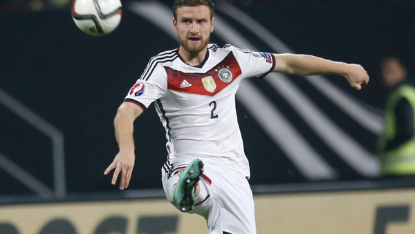 Germany's Shkodran Mustafi kicks the ball during a Group D Euro 2016 qualifying match between Germany and Gibraltar in Nuremberg, Germany, Friday, Nov.14, 2014. (AP Photo/Michael Probst)