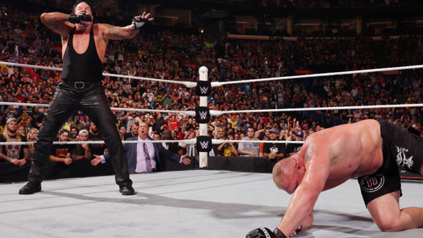 10 Most Epic WWE Heel Moments Of 2015 (So Far)