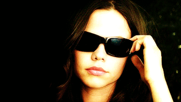 Jenna Sunglasses Pretty Little Liars Gif