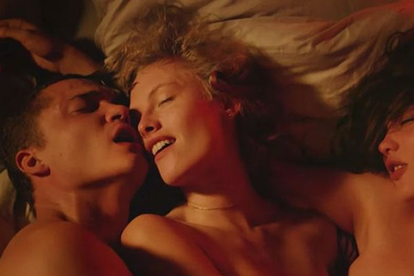 Sex Scene In Cinema 24