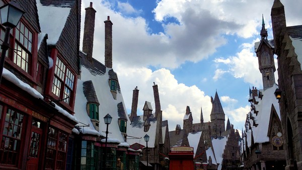 Hogsmeade Village Wizarding World Harry Potter Universal Hollywood