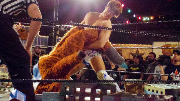 Ibushi Kaiju Big Battel