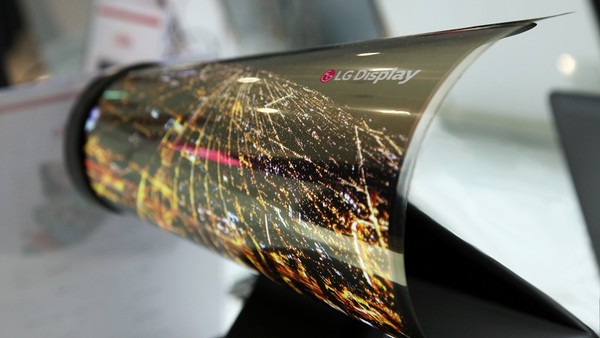 18 Inch Rollable Display