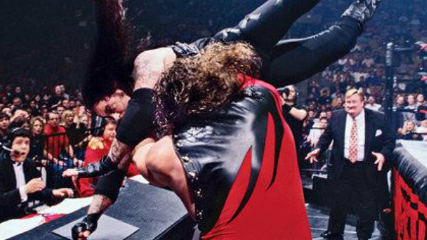 8 Ups & 3 Downs From WWE WrestleMania XIV – Page 11