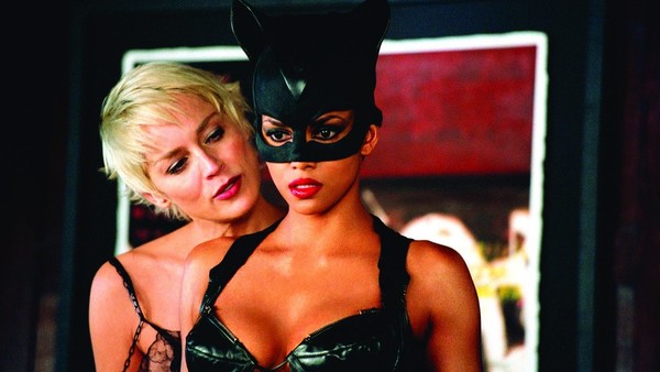 April Fools Halle Berry To Return As Catwoman For Standalone Batman Movie Halle Berry 915176