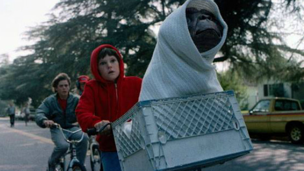 E.T. Extra Terrestrial Bike Scene