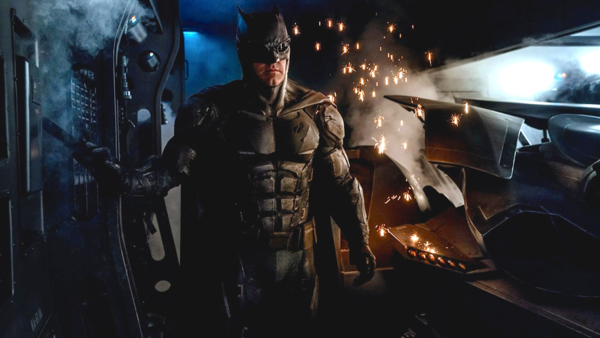 BATMAN TACTICAL SUIT JUSTICE LEAGUE