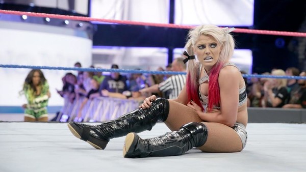 Alexa Bliss - The WWE Raw Women's Title isn't going anywhere at WWE No  Mercy!