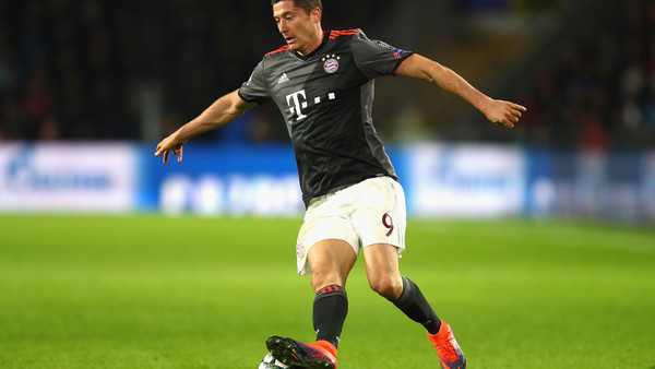 Fifa 17 best options for lewandowski