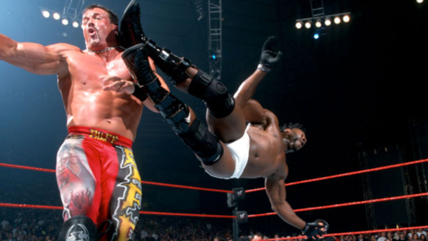 10 Things You Learn Binge Watching Every WWE Raw From 2001 – Page 2