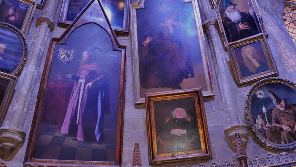 Harry Potter Headmasters Portraits