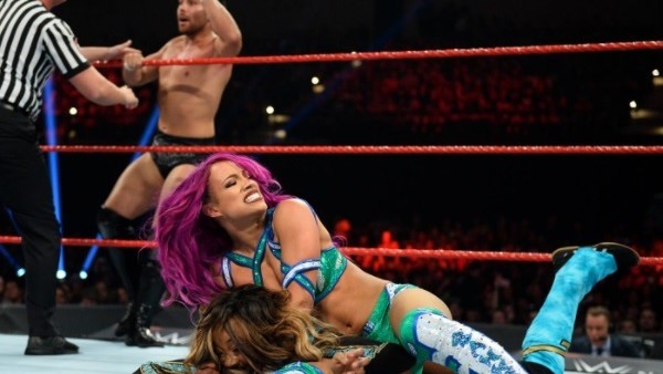 WWE Extreme Rules 2017 Sasha Banks Alicia Fox Noam Dar