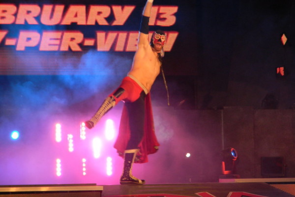 10 WWE Superstars You Didn't Know Were In TNA