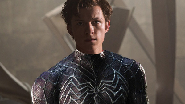 Avengers: Infinity War Fan Theory - Does Spider-Man Get The Symbiote Suit?