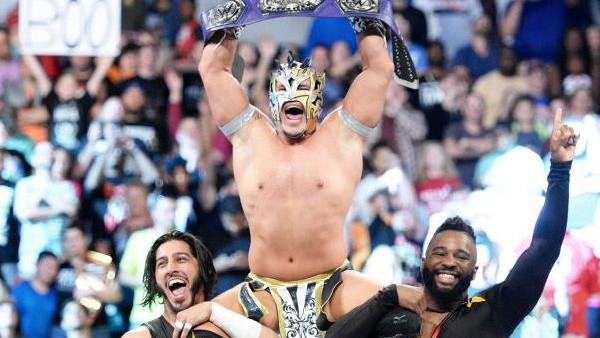 Kalisto Cruiserweight Champion