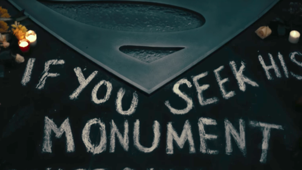 Superman Monument Justice League