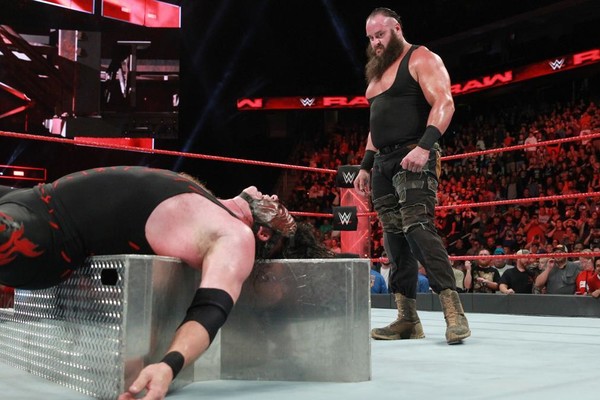 6 Ups &amp; 5 Downs From Last Night's WWE Raw (Nov 27)