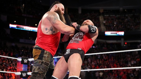 Braun Strowman Triple H