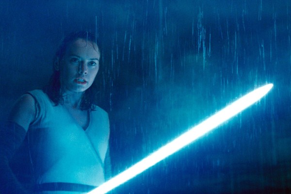 Midnight showing for Banbury Star Wars fans