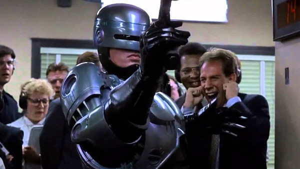 RoboCop Shooting Gun