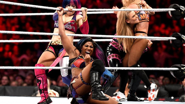 WWE Royal Rumble 2018 Asuka Ember Moon Natalya Carmella