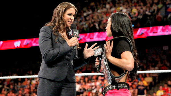 8 Times Stephanie Mcmahon Actively Damaged Women In Wwe – Page 4