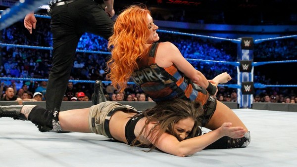 Becky Lynch Sarah Logan