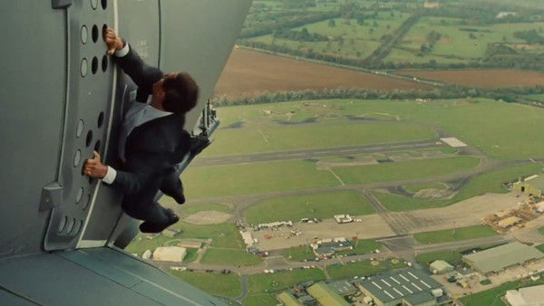 Mission impossible rogue nation tom cruise plane stunt