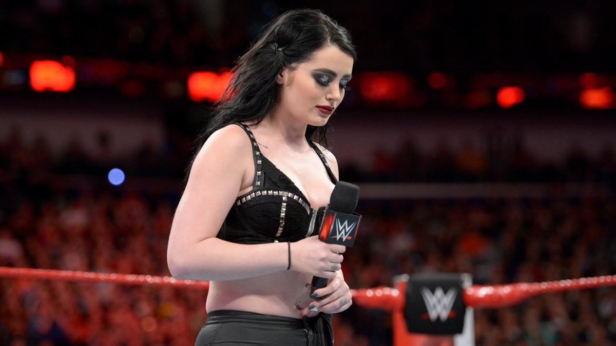Wwe S Paige Announces Retirement On Raw