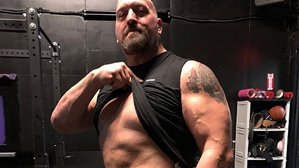 Big Show Shirt Lift