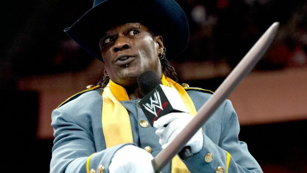 R Truth Heel