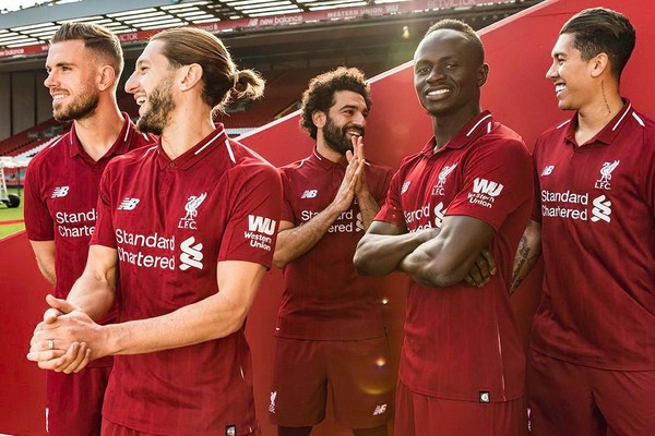 Liverpool 18 19 Home Kit