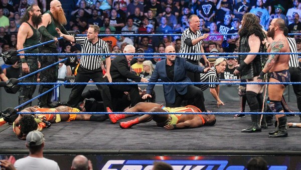 SmackDown Tag Division