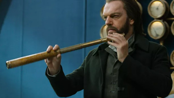 Mortal Engines Hugo Weaving