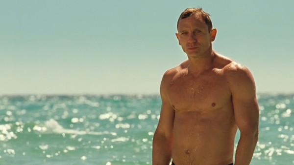 daniel craig white shirt casino royale