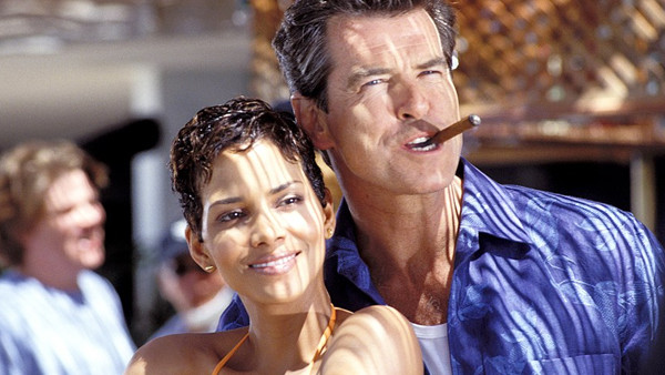 Die Another Day Halle Berry Pierce Brosnan